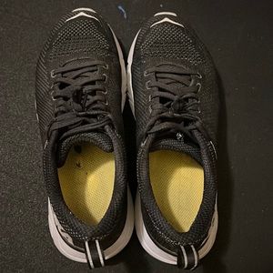 Black Hokas SZ 7.5